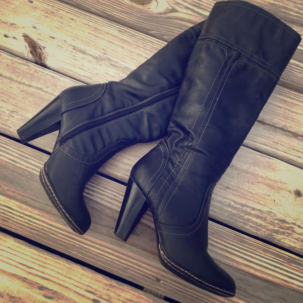 Knee high black Leather boots